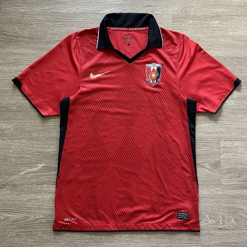 Nike Urawa Red Diamonds Soccer Jersey Men's L Football Collared Japan Dri-Fit